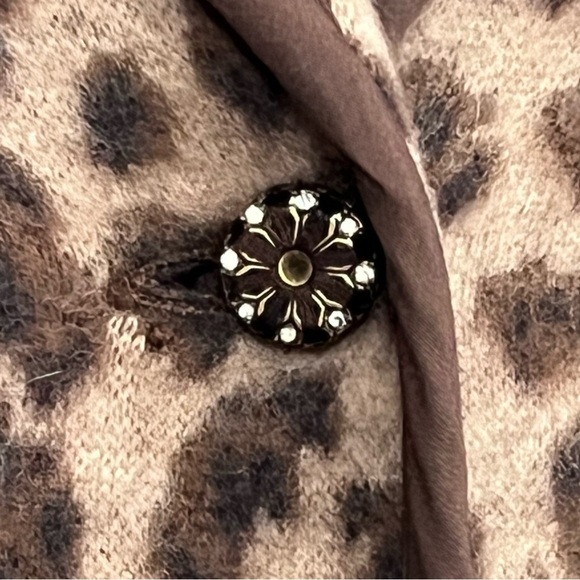 90s Y2K Talbots 100% Merino Wool Leopard Print Cardigan Jacket SZ Petite - Picture 5 of 11